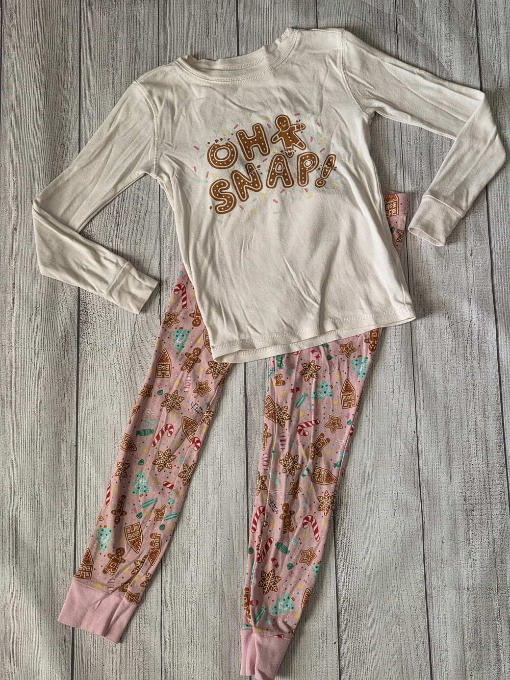 Old Navy Cream 'Oh Snap!' Gingerbread Top with Pink Holiday Print Pants